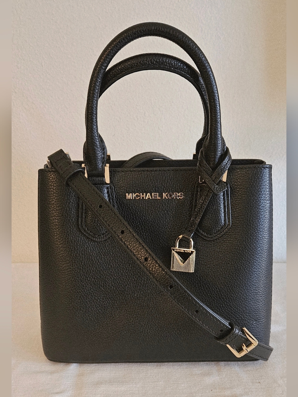 Michael Kors Black Leather Satchel Bag – Structured Top Handle Crossbody Purse